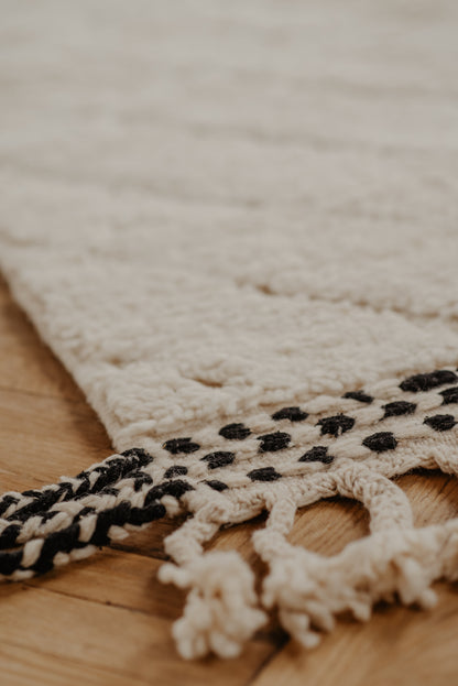 White – Dywan marokański z owczej wełny 164x254cm