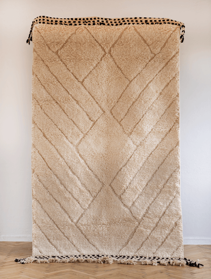 White – Dywan marokański z owczej wełny 164x254cm